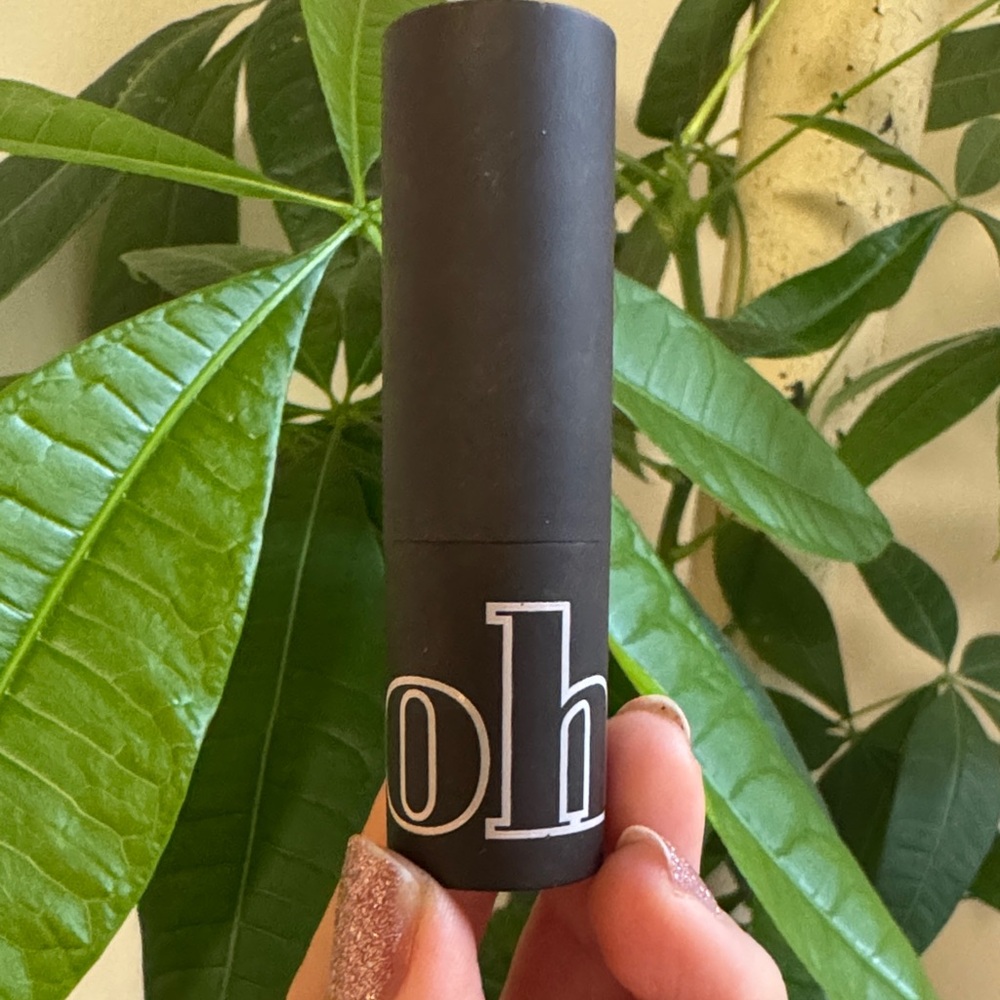 Espressoh Aroma Lipstick Mok’amour Shade 07 (swatched only)